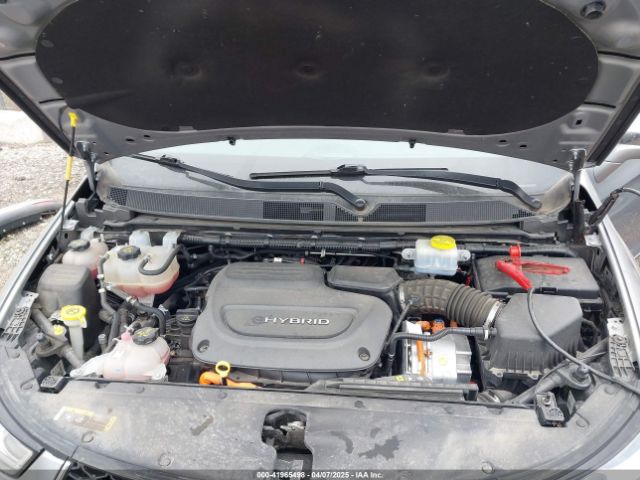2021 CHRYSLER PACIFICA HYBRID 2C4RC1S7XMR514240 Photo 9