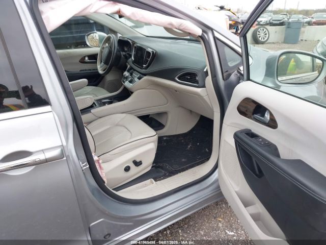 2021 CHRYSLER PACIFICA HYBRID 2C4RC1S7XMR514240 Photo 4