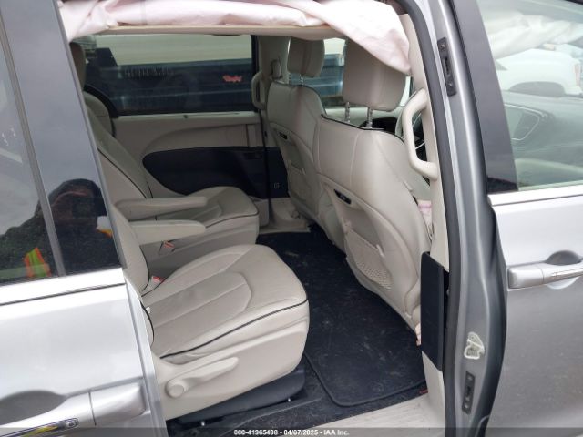 2021 CHRYSLER PACIFICA HYBRID 2C4RC1S7XMR514240 Photo 7