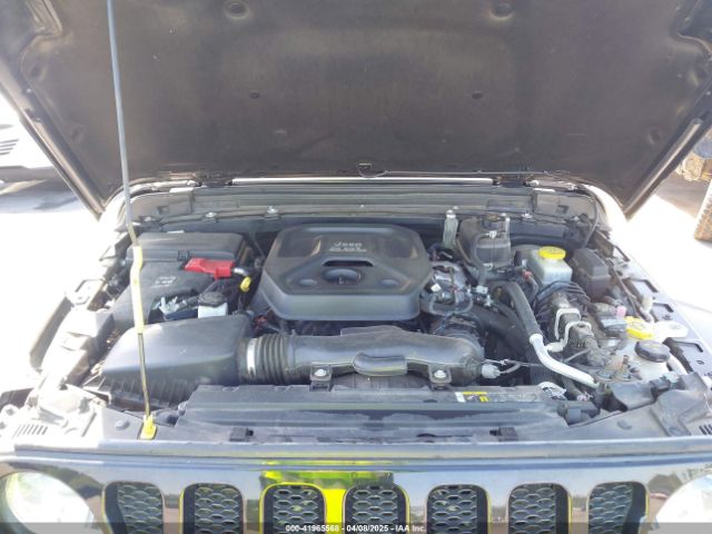 1C4HJXDN3JW198375 Jeep Wrangler Unlimited Sport 4x4