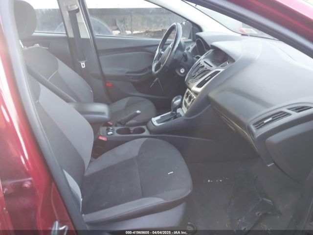 1FADP3K23EL128239 Ford FOCUS SE