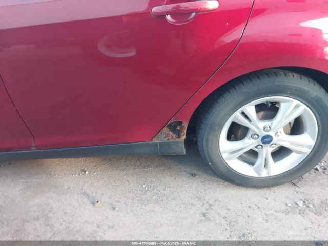 1FADP3K23EL128239 Ford FOCUS SE