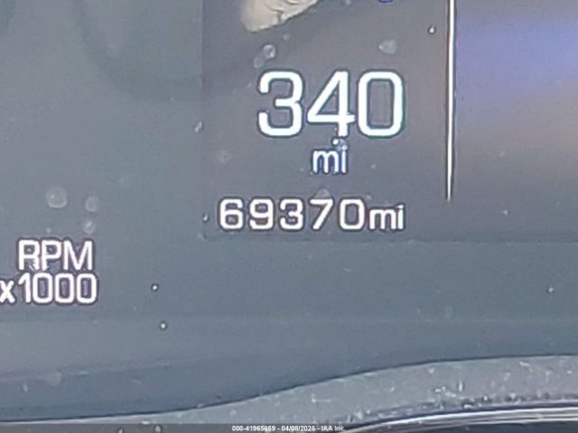 1GYKNCRS2KZ173656 Cadillac XT5 LUXURY