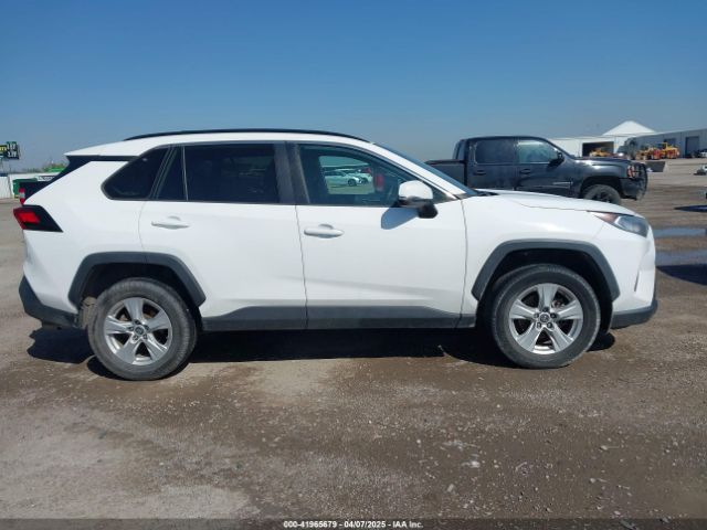 2T3W1RFV9KC005888 Toyota Rav4 Xle