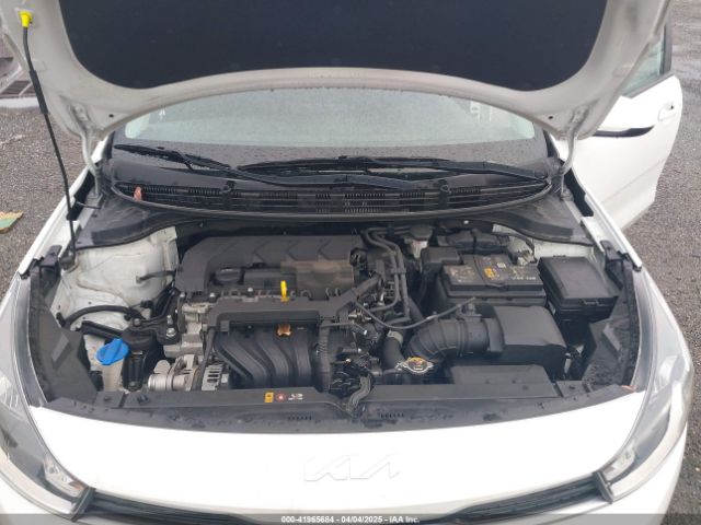 3KPA25AD1NE437453 KIA Rio 5-door S