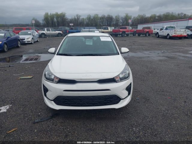 3KPA25AD1NE437453 KIA Rio 5-door S