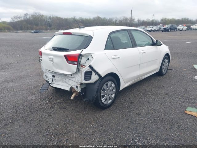 3KPA25AD1NE437453 KIA Rio 5-door S