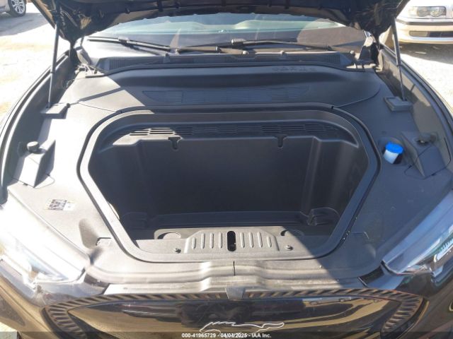 3FMTK1R41RMA50110 Ford Mustang Mach-e Select