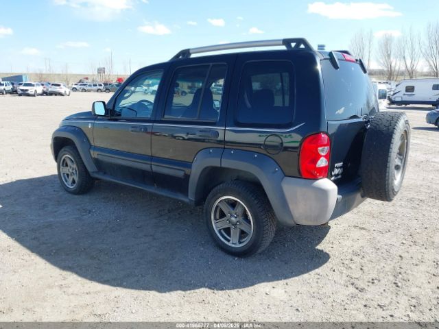 2005 JEEP LIBERTY 1J4GL38K95W716455 Photo 2