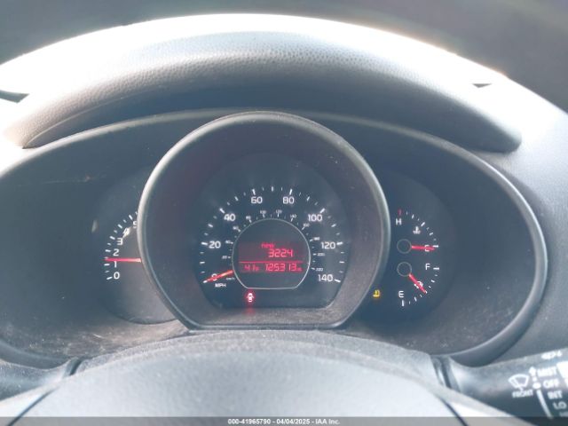 KNDJN2A26E7062485 KIA Soul