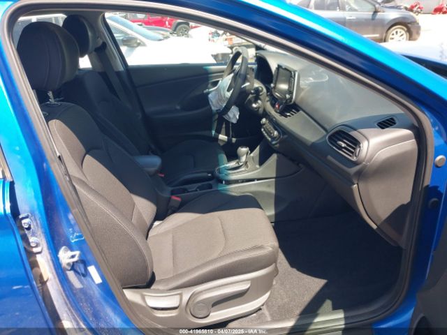 KMHH35LE7JU020511 Hyundai ELANTRA GT