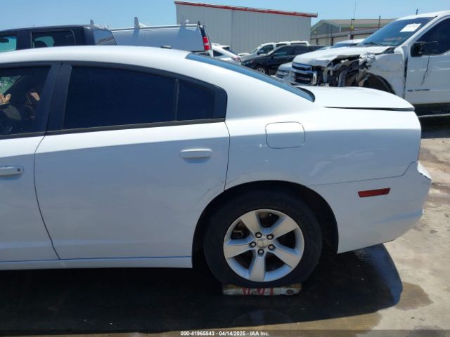 2C3CDXBG8EH128997 Dodge Charger Se
