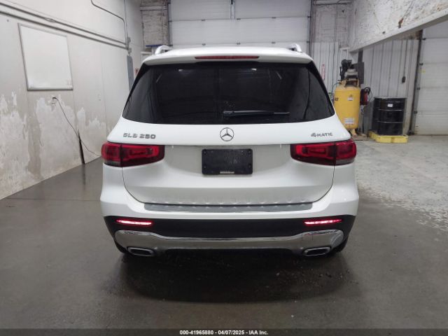 W1N4M4HB4NW248994 Mercedes-Benz Glb 250 4matic