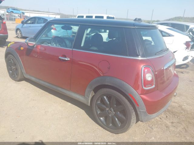 2009 MINI COOPER WMWMF335X9TW71368 Photo 2
