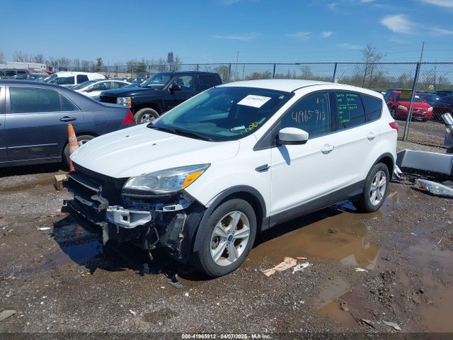 1FMCU9GX5GUA68950 Ford ESCAPE SE