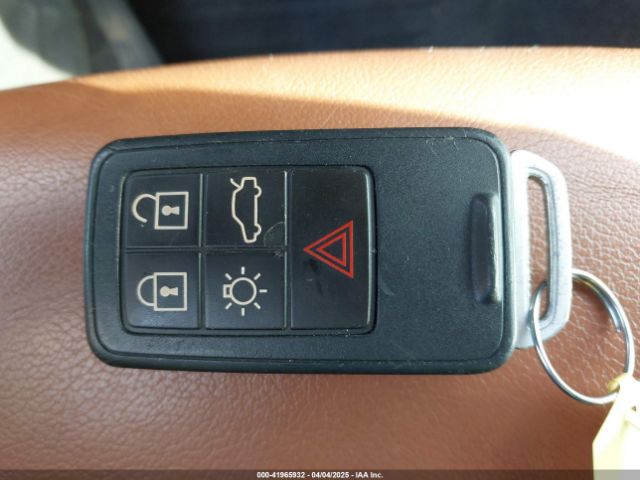 LYV612TM2GB101135 Volvo S60 Inscription T5 Platinum
