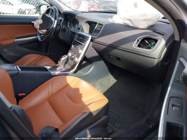 LYV612TM2GB101135 Volvo S60 Inscription T5 Platinum
