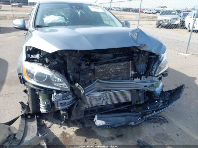 LYV612TM2GB101135 Volvo S60 Inscription T5 Platinum