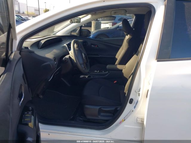 JTDKAMFU0M3149875 Toyota Prius Le