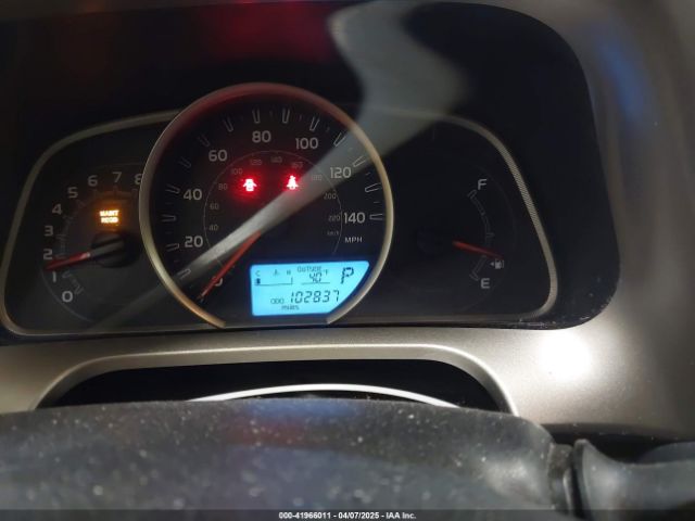 JTMBFREV3FJ038776 Toyota RAV4 LE