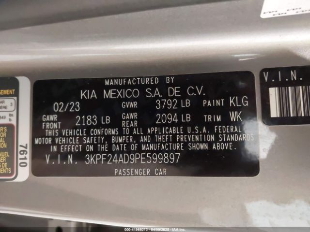 3KPF24AD9PE599897 KIA Forte Lxs