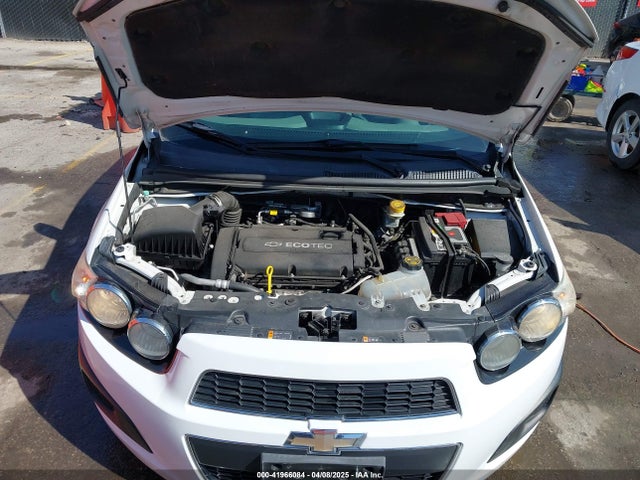 1G1JB5SHXF4158869 Chevrolet Sonic Ls Manual