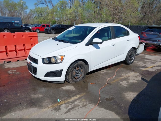 1G1JB5SHXF4158869 Chevrolet Sonic Ls Manual
