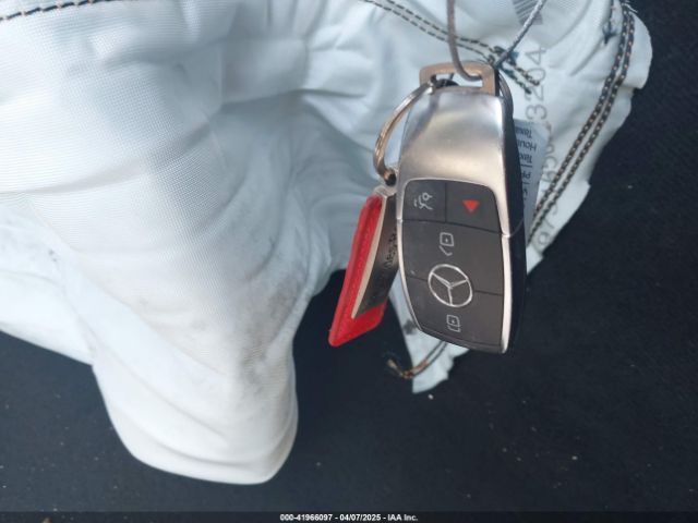 W1N0J8EB6NG026082 Mercedes-Benz Glc 300 4matic Coupe