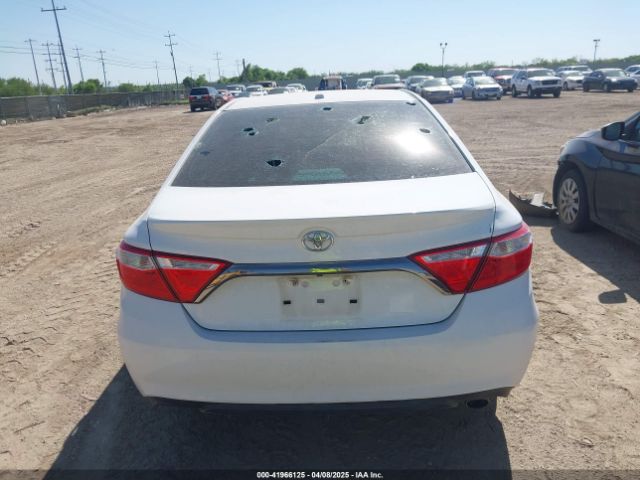 4T1BF1FK8GU533038 Toyota CAMRY SE