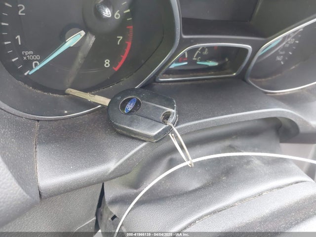 1FMCU0GDXHUB12315 Ford ESCAPE SE