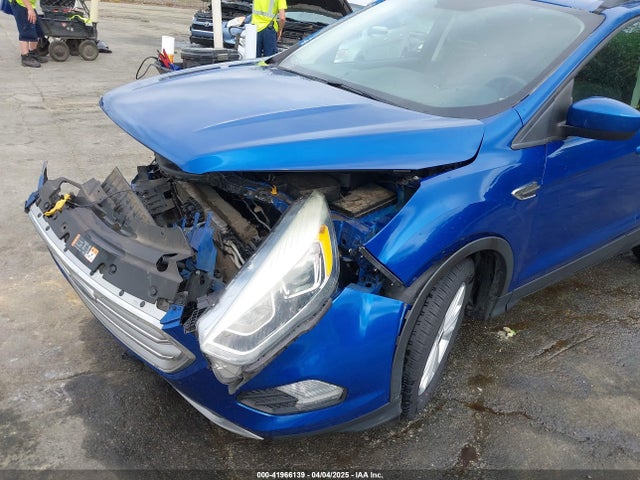 1FMCU0GDXHUB12315 Ford ESCAPE SE