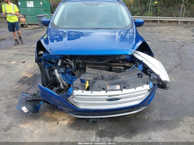 1FMCU0GDXHUB12315 Ford ESCAPE SE