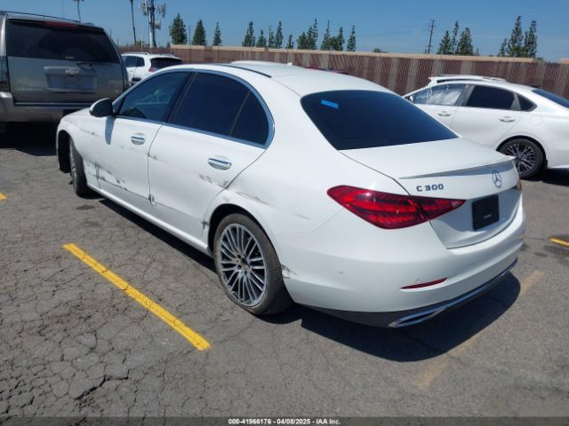 W1KAF4GB8PR133974 Mercedes-Benz C 300 Sedan