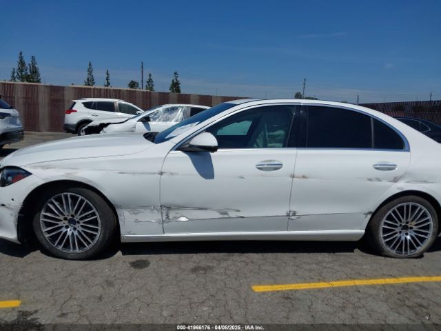 W1KAF4GB8PR133974 Mercedes-Benz C 300 Sedan