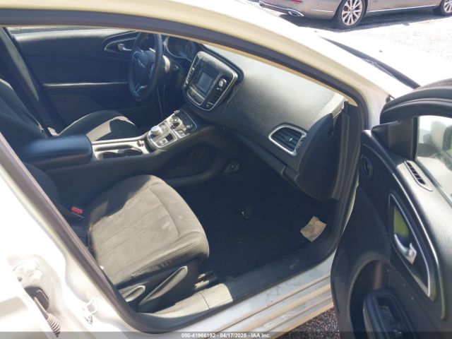 2015 CHRYSLER 200 1C3CCCAB9FN749417 Photo 4