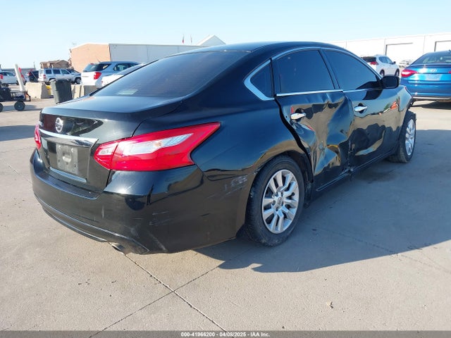 1N4AL3AP5HN358711 Nissan Altima 2.5 S