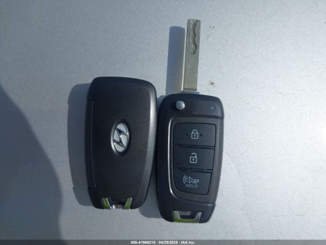 KMHRC8A38PU273935 Hyundai Venue Sel