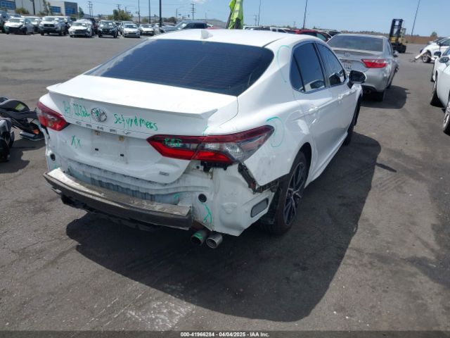 4T1G11AK0MU472470 Toyota CAMRY SE