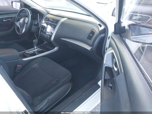 Nissan Altima 2.5 S 2015 1N4AL3AP6FC228428 Image 5