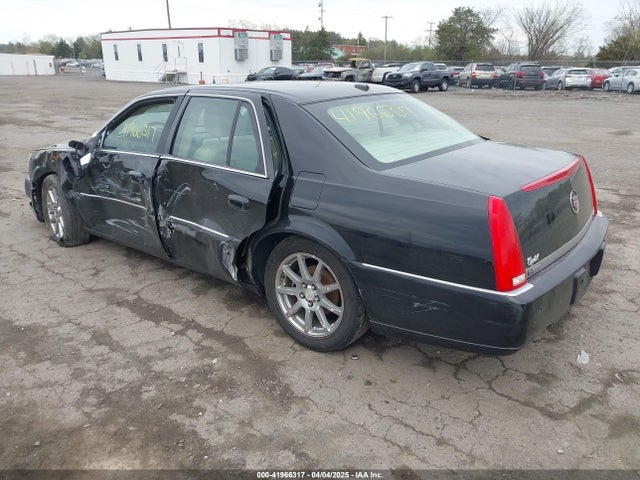 2008 CADILLAC DTS 1G6KD57948U147167 Photo 2