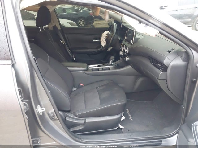 3N1AB8CV0NY263741 Nissan Sentra