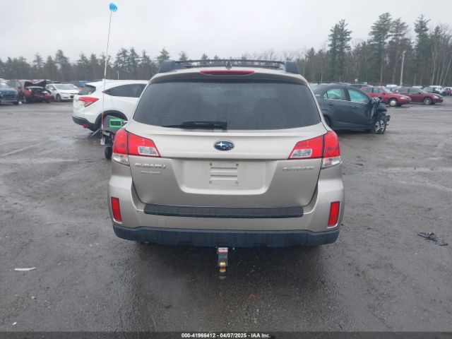 4S4BRCCC5E3253063 Subaru Outback 2.5i Premium