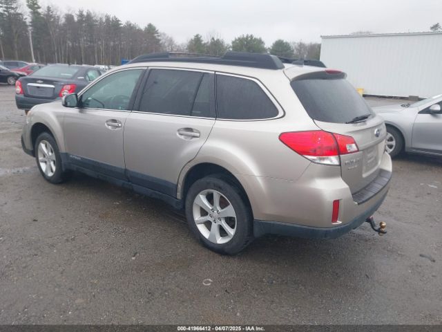 4S4BRCCC5E3253063 Subaru Outback 2.5i Premium
