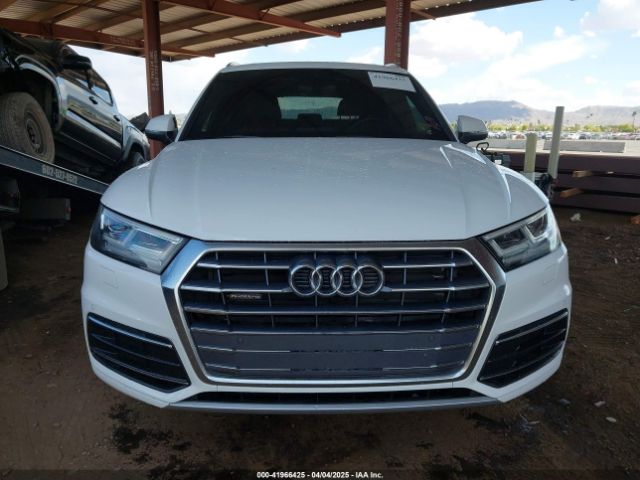 WA1BNAFY2J2218812 Audi Q5 2.0t Premium/2.0t Tech Premium