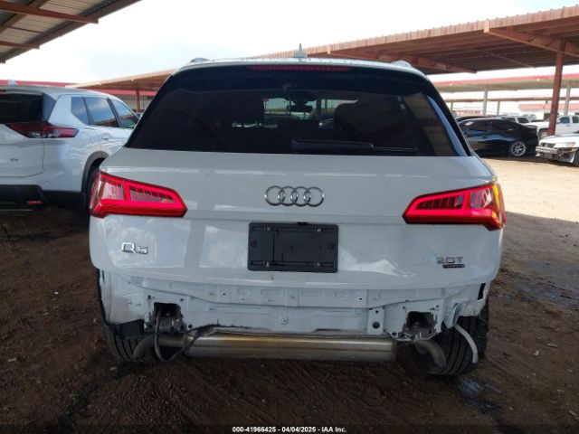 WA1BNAFY2J2218812 Audi Q5 2.0t Premium/2.0t Tech Premium