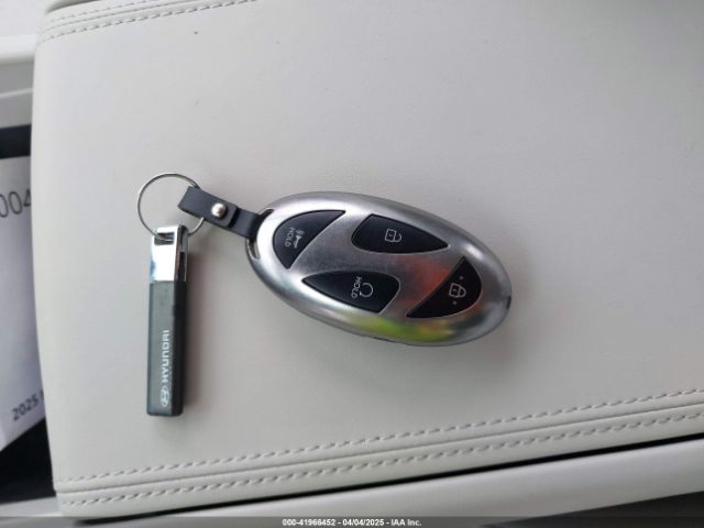 5NMP1DGL7SH092455 Hyundai Santa Fe Se