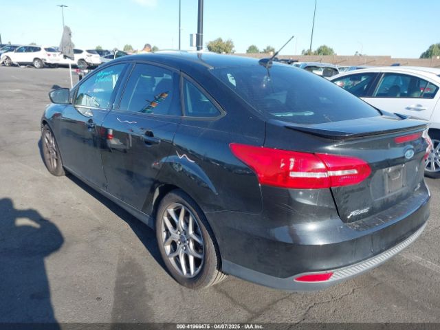 1FADP3F22FL306055 Ford FOCUS SE