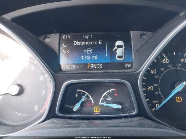 1FADP3F22FL306055 Ford FOCUS SE