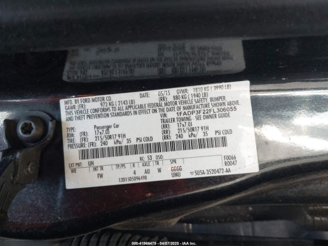 1FADP3F22FL306055 Ford FOCUS SE