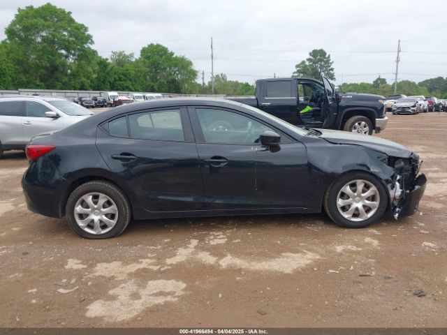 3MZBM1T79GM329487 Mazda Mazda3 I Sport